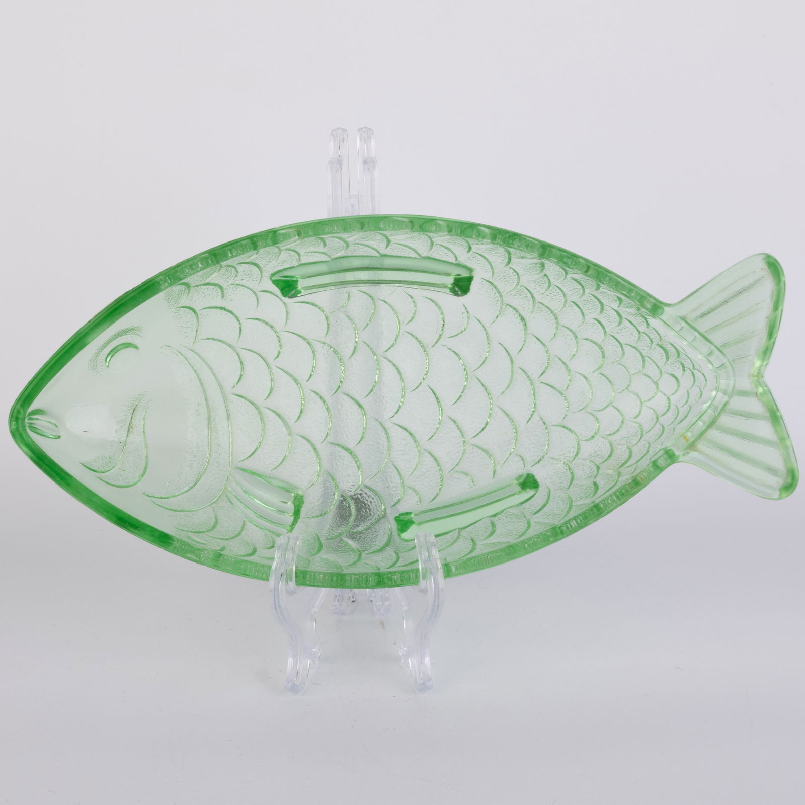 1930'S Art Deco Uranium Pressed Green Glass Fish Bowl (1 of 5)