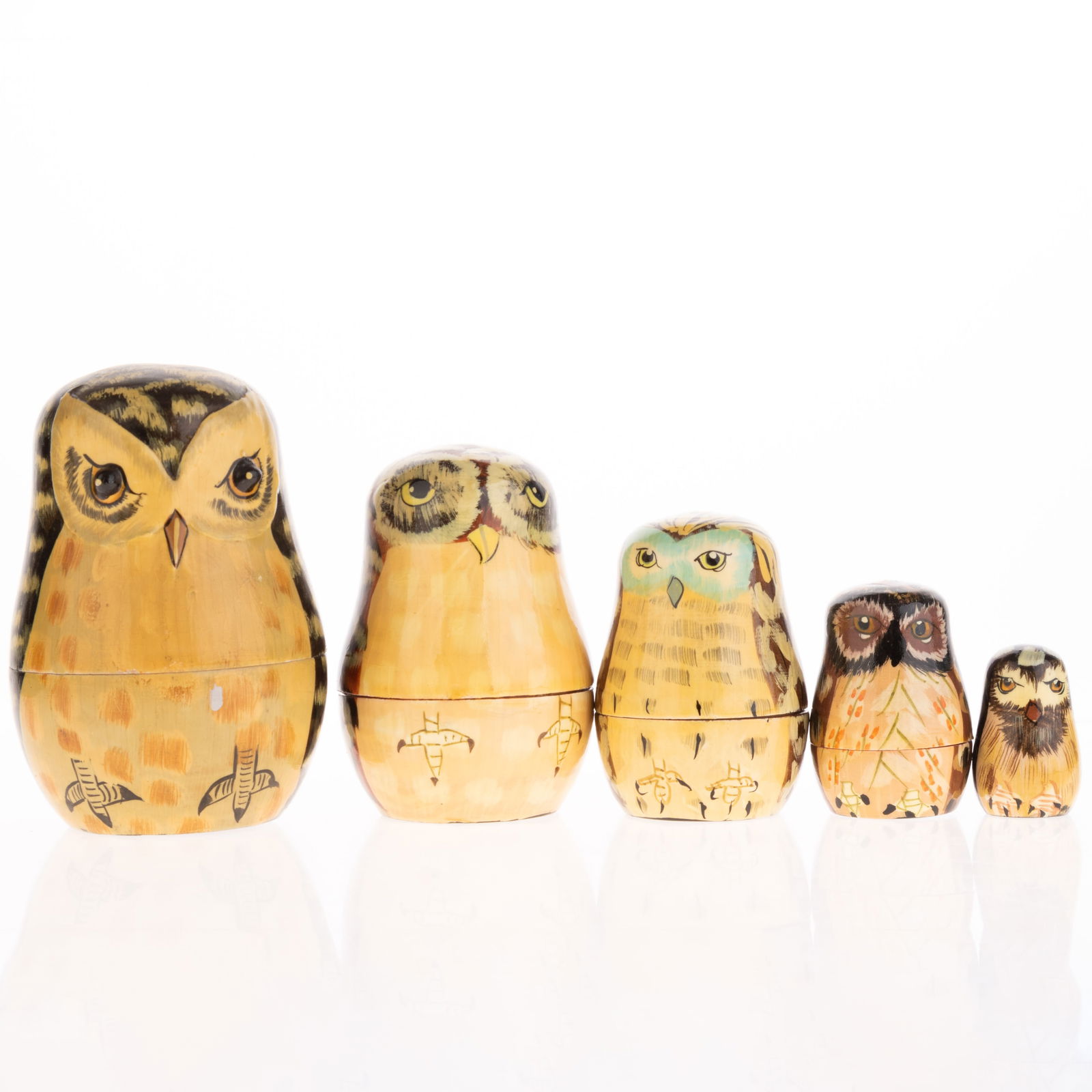 Vintage Set Of Five Hand Painted Lacquered Wood Owl Russian Nesting Dolls (1 of 4)