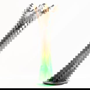 1930'S Art Deco Vintage Iridescent Fenton Carnival Glass Vase: It is the responsibility of the Buyer to carefully examine each lot and form their own judgment regarding its condition, description, provenance, and authenticity prior to making a purchase. We welcom