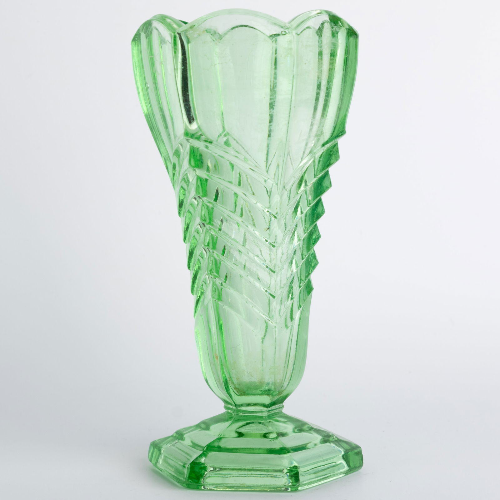 1930'S Art Deco Vintage Uranium Pressed Depression Glass Footed Vase (1 of 6)