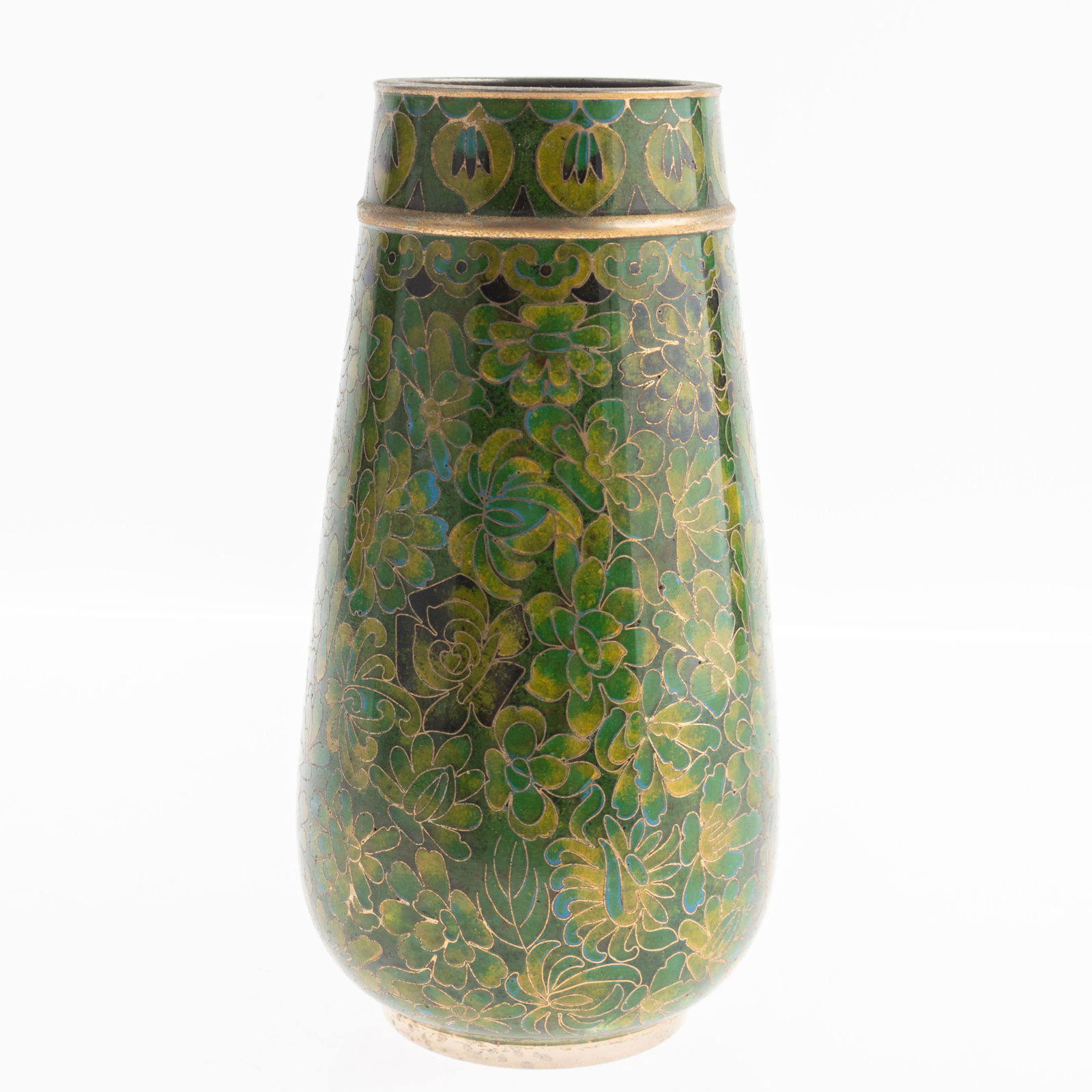 Mid Century Chinese Hand Enamelled Cloisonne Green Floral Vase: It is the responsibility of the Buyer to carefully examine each lot and form their own judgment regarding its condition, description, provenance, and authenticity prior to making a purchase. We welcom