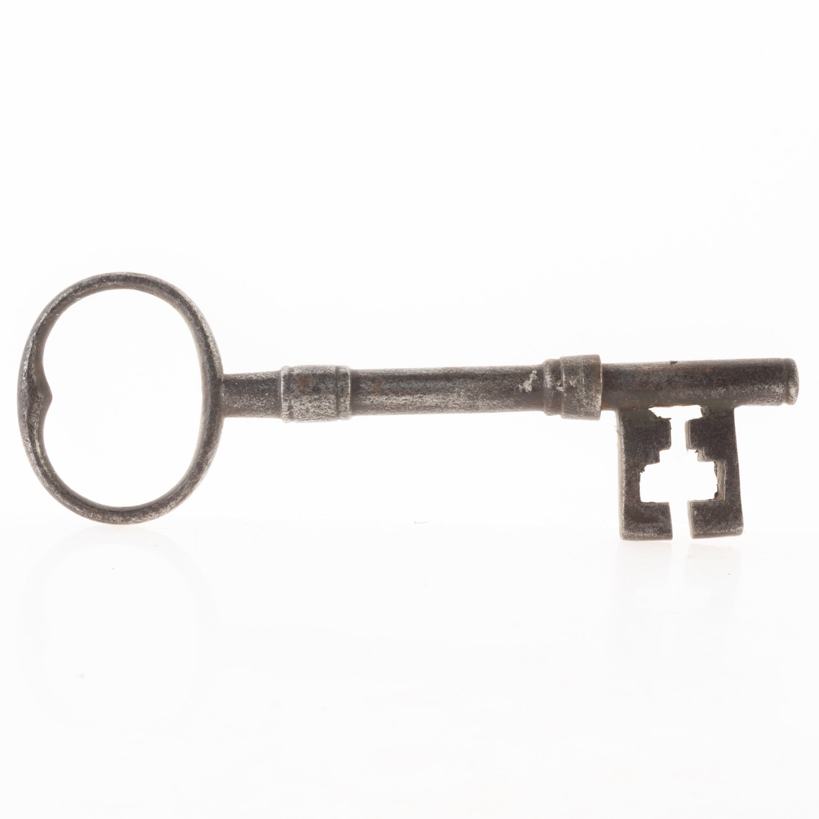 Antique 18Th Century German Wrought Iron Key (1 of 6)