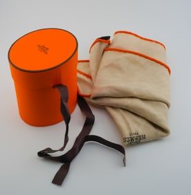 Unworn Hermès Paris Cashmere Scarf with Original Box - Beige & Orange Trim, Iconic Elegance!