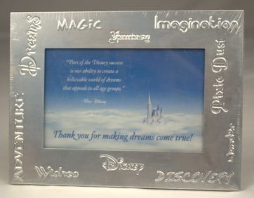 A Cast Member Exclusive Photo Frame.