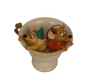 A Cinderella Gus and Jaq in Teacup Figurine.