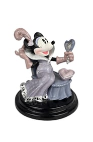 A Minnie Mouse ?Steppin Out? Figurine.