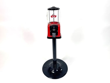 Restored 1940s Topper one cent, glass domed gumball machine on stand.