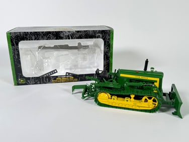 Collector edition John Deere 420 crawler with blade by Ertl
