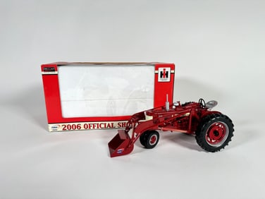 Limited Edition Farmall 350 with IH McCormick #33 Loader