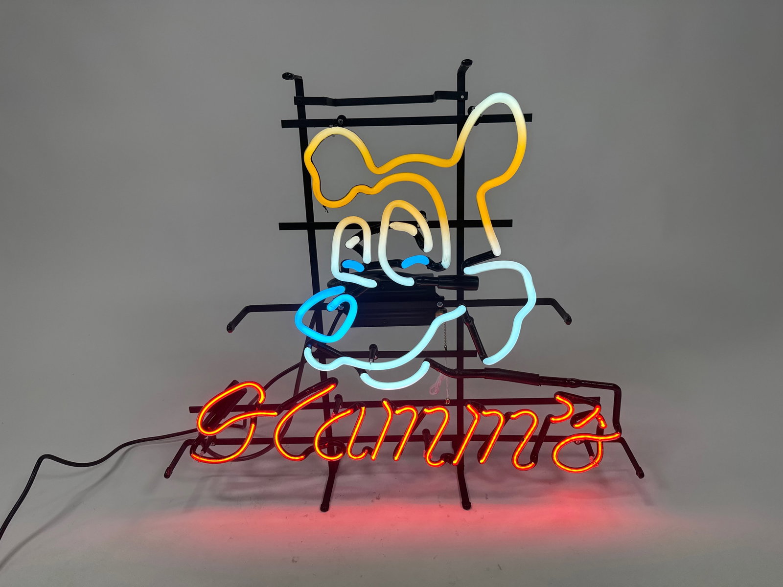 Newer Hamm’s Beet bear head logo, Neon Tavern sign. (1 of 1)