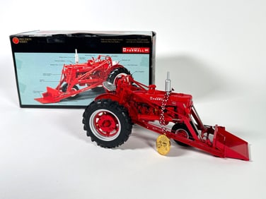 Precision Series McCormick Farmall MD with loader tractor by Ertl in box