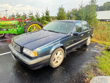 1996 Volvo four door model 850.