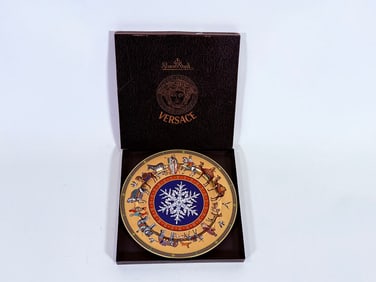 1998 Versace Cortege De Noel Christmas plate by Rosenthal - Continental.