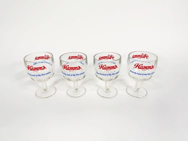 Lot of 4 circa 1950s Hamm's Beer glass tavern mugs.