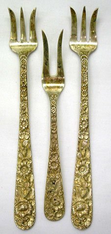3 STERLING SILVER KIRK REPOUSSE PICKLE FORKS: 3 STERLING SILVER KIRK REPOUSSE PICKLE FORKS * PIECES ARE HALLMARKED S. KIRK AND SON STERLING * GRADE 9 *