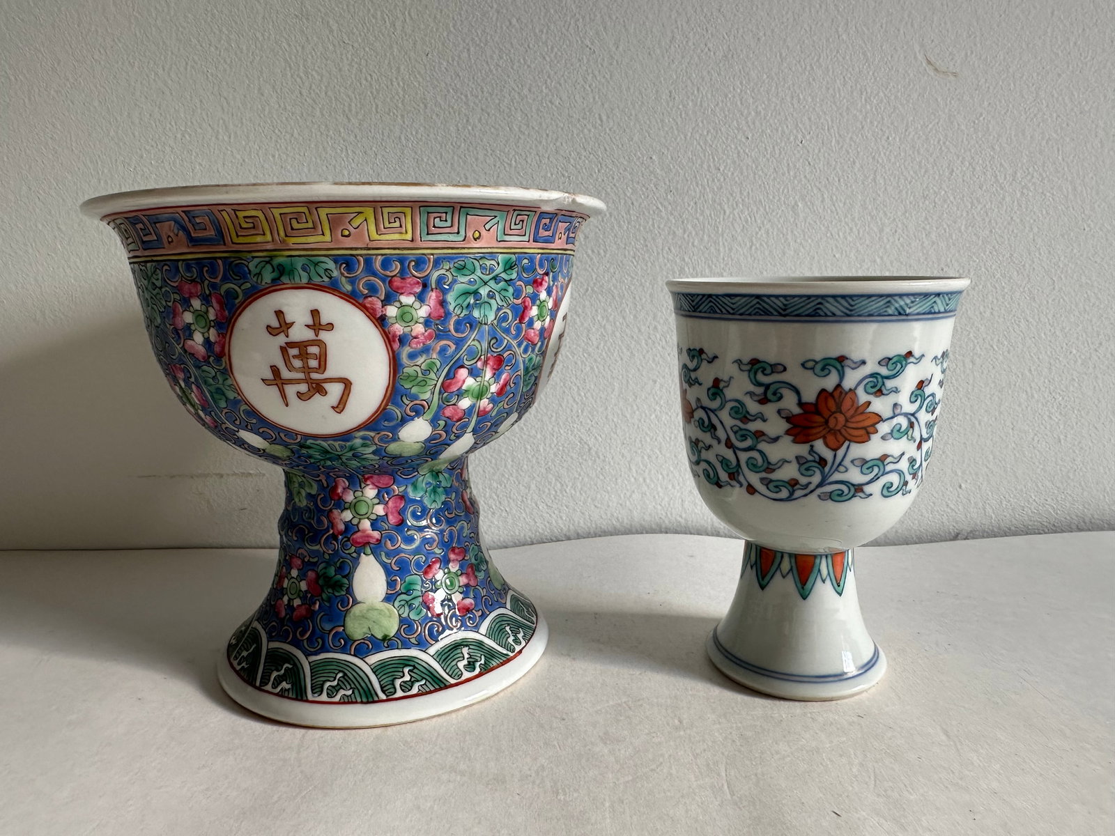 Set Of 2 Chinese Antique Porcelain Foot Cups China Bowls (1 of 10)