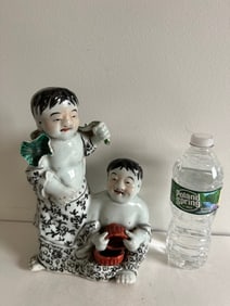 Chinese Famille Rose Porcelain Sculpture