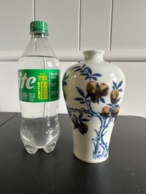 Chinese Blue And White Red Glazed Porcelain Vase Mark