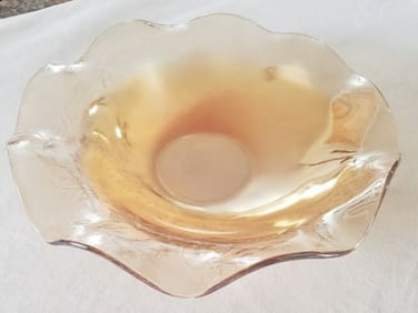 Jeneatte Carnival Glass Wavy-Rimmed Console Bowl