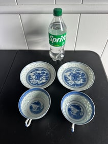 Set Of 2 Chinese Porcelain Cups And Saucers