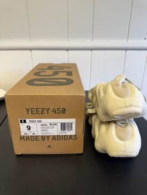 Yeezy H68038