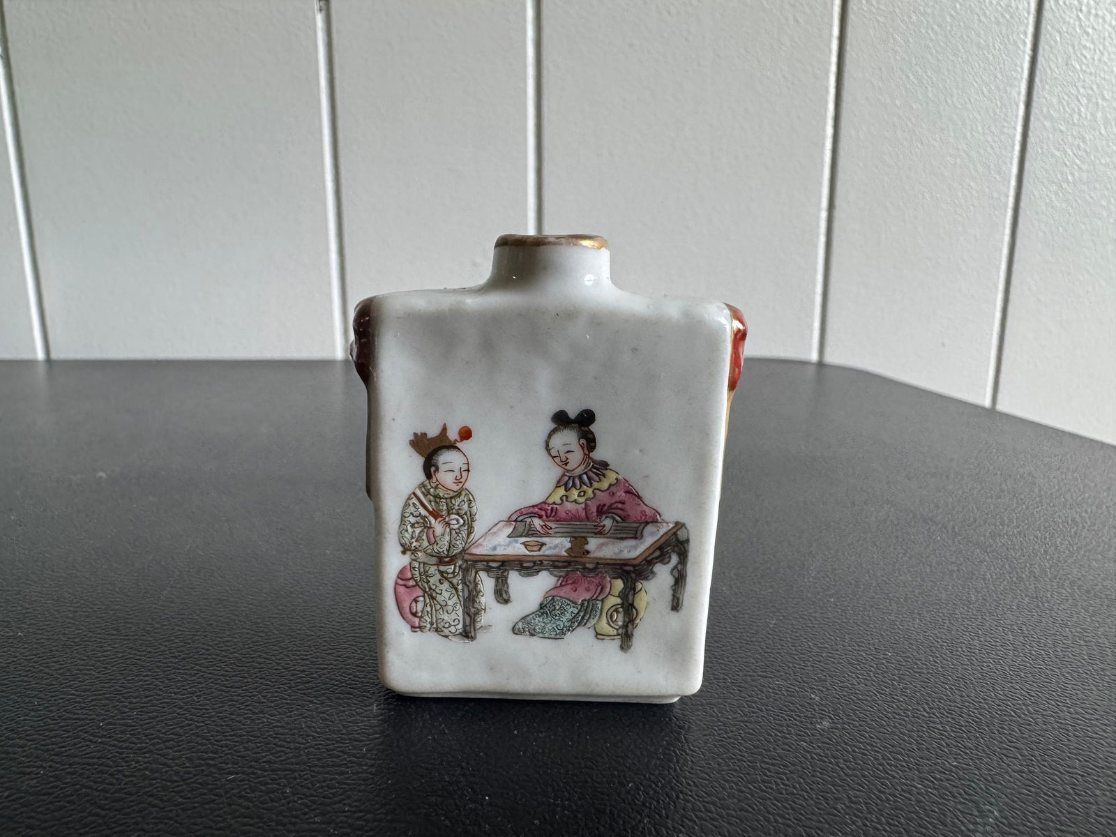Chinese Famille Rose Scene Porcelain China Snuff Bottle (1 of 10)