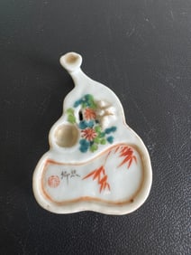 Chinese Famille Rose Scholar China Porcelain Paper Holder