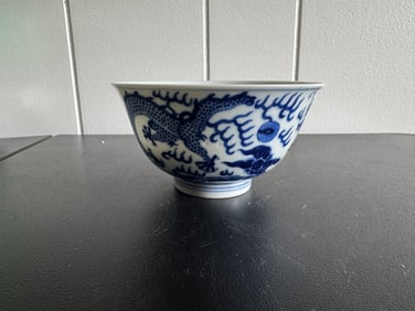Chinese Blue And White Porcelain 5 Claws Dragons China Bowl China Characters Mark