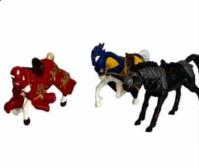 Papo Medieval Knight Horses Figures - Red Blue & Black Set Of 3 Vtg 2002 Horse