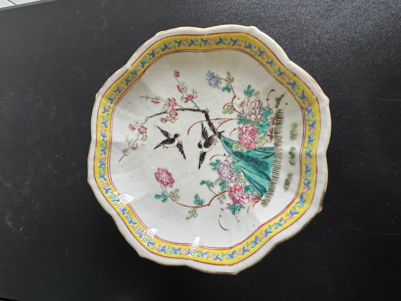 Chinese Antique Famille Rose Porcelain Foot Plate: Size: 9.5 inches/ 24.1 cm. Provenance: From Bear DE collector. We can offer Affordable, Reliable packing and shipping to all over the world for most items, generally save 10% than UPS store or more, f