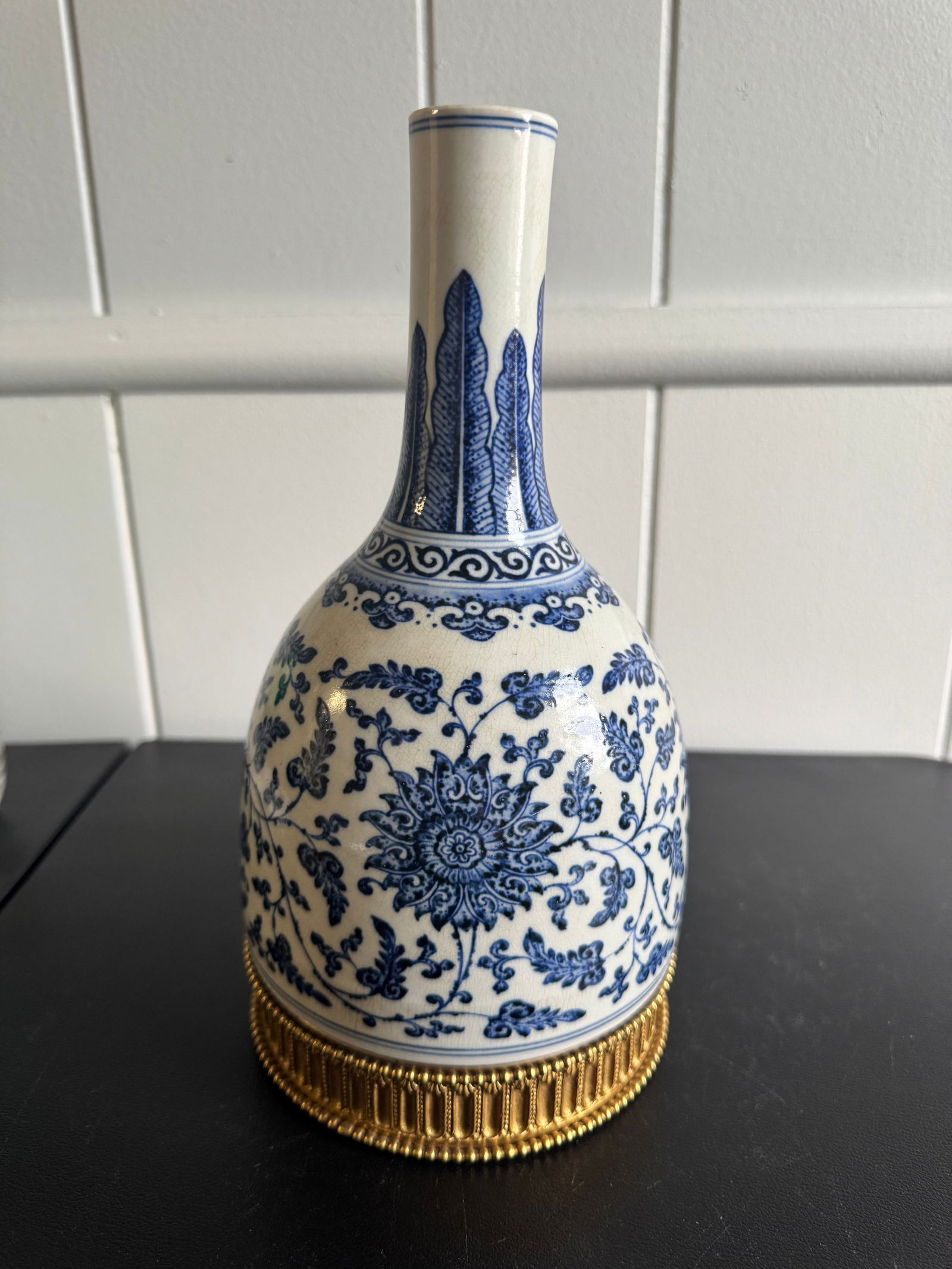 Chinese Ice Crack Glazed Blue And White Porcelain Vase (1 of 7)