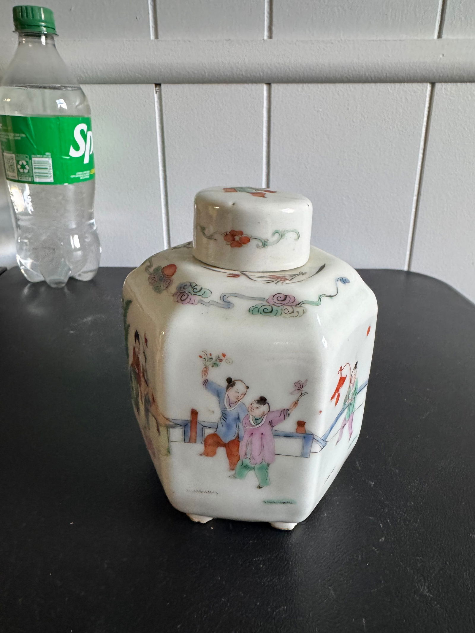 Chinese Famille Rose Scene Porcelain Ginger Jar With Lid: Size: 4.9 inches/ 12.4 cm. Provenance: From Elkton MD collector. We can offer Affordable, Reliable packing and shipping to all over the world for most items, generally save 10% than UPS store or more,