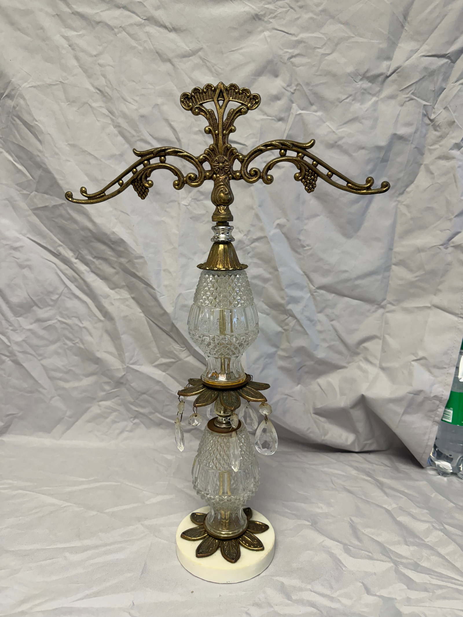 Vintage Glass Gilded Lamp: Size: 20 in / Provenance: From Newark DE collector. We can offer Affordable, Reliable packing and shipping to all over the world for most items, generally save 10% than UPS store or more, feel free to