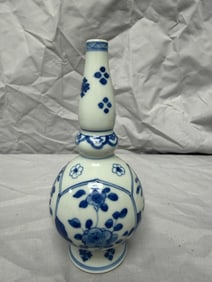 Chinese Blue And White Porcelain Vase One China Characters Marrk