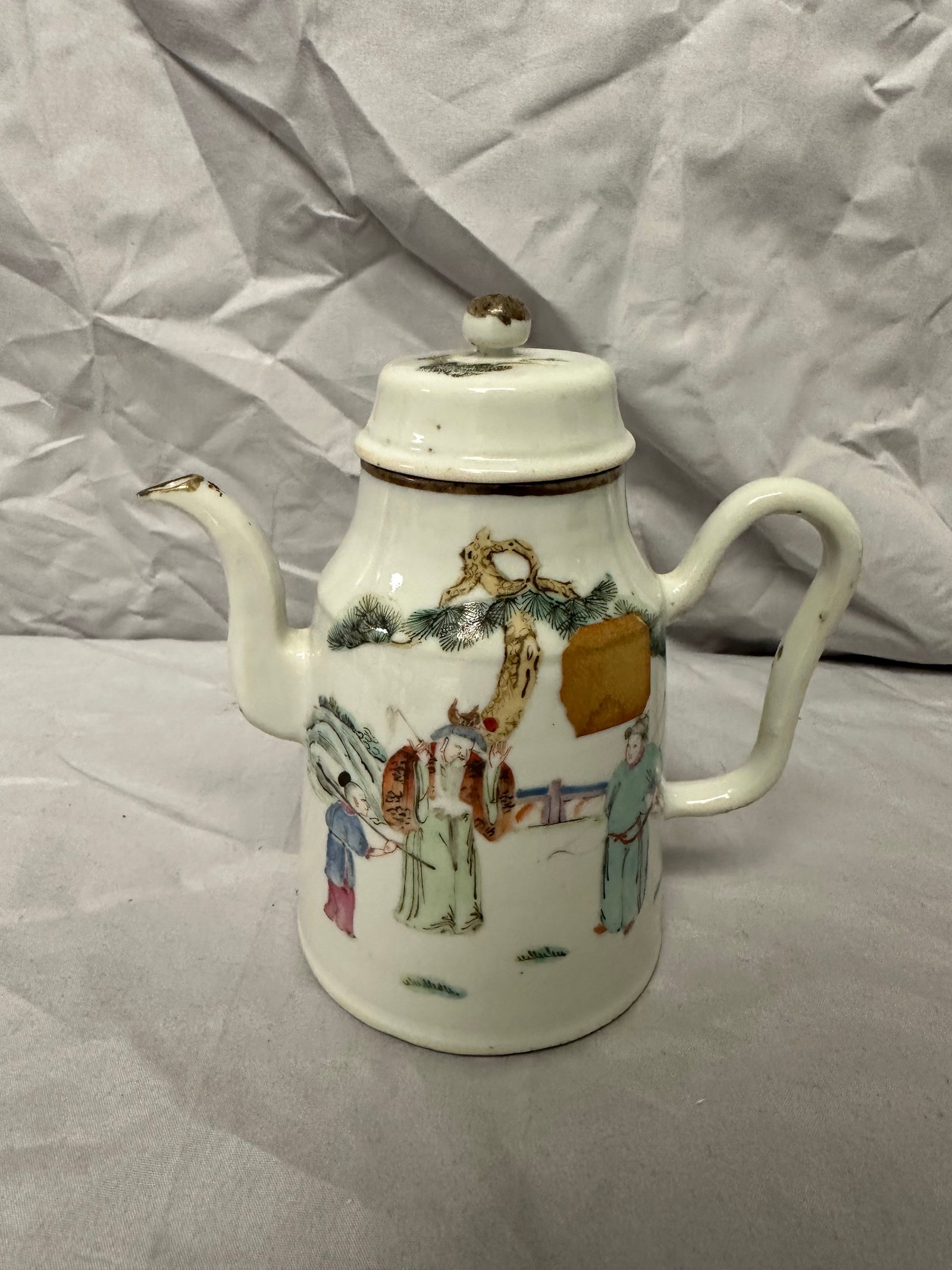 Chinese Famille Rose Porcelain Teapot (1 of 10)