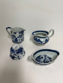 Set of 4 Chinese blue and white porcelain bowls