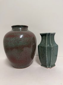 Set of 2 Chinese glazed porcelain China vases