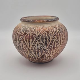 Vintage Native American Pottery Vase Jar Geometric pattern