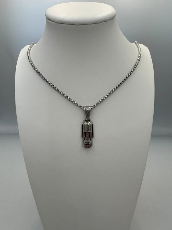 Men’s Necklace (1 of 2)
