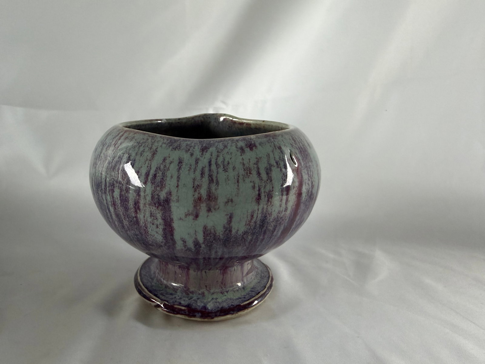 Chinese red glazed OX BLOOD SANG DE water pot (1 of 9)