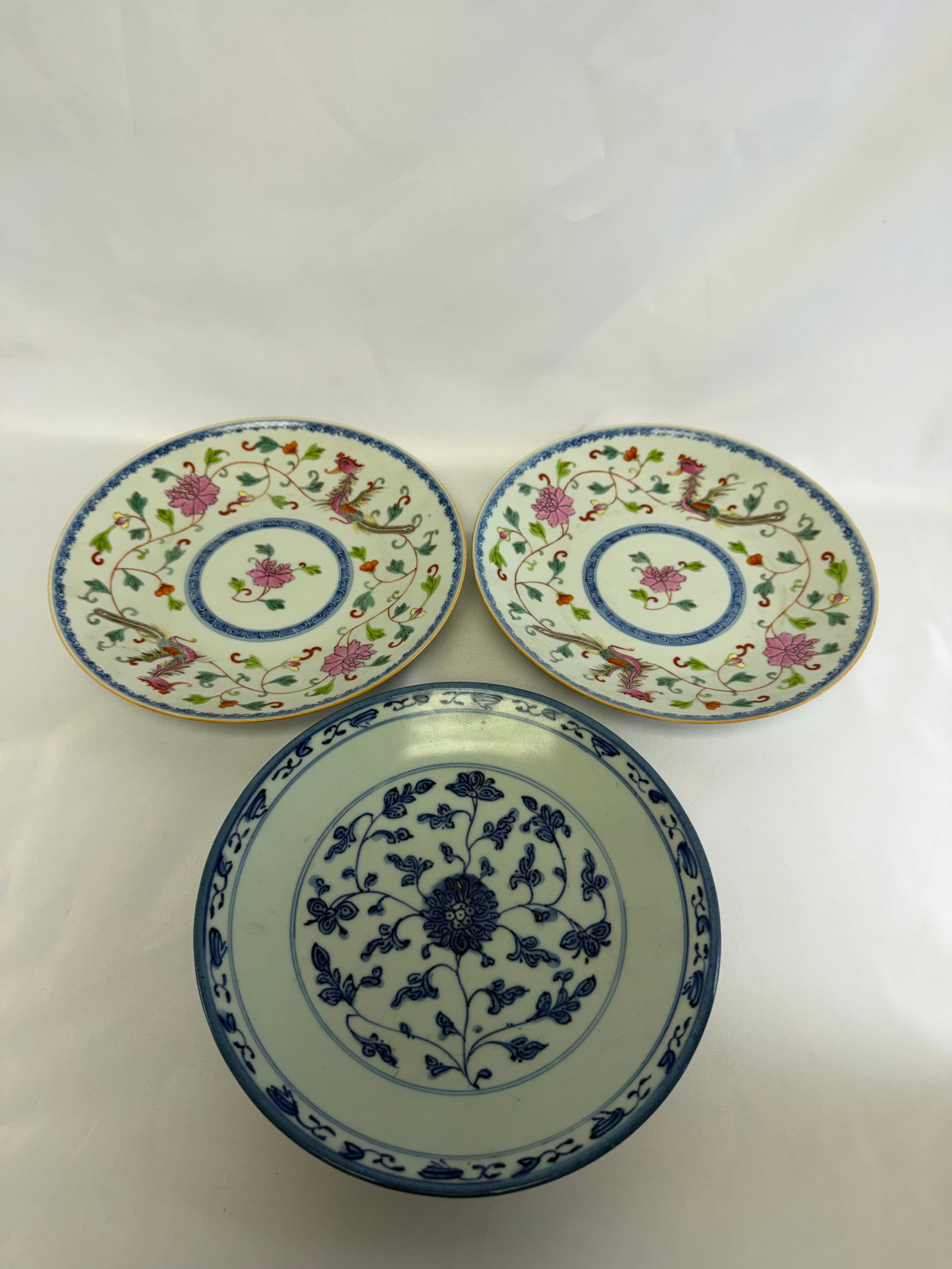 Set Of 3 Chinese Blue And White Enameled Famille Rose Porcelain China Plates Mark (1 of 9)