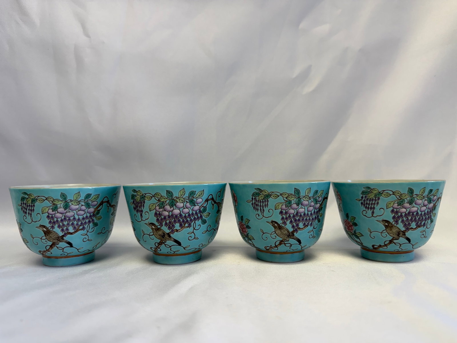 Set Of 4 Chinese Green Glazed Enameled Famille Rose Birds Porcelain China Cups Mark: Size: 3.1 inch. Provenance: From Willmington DE collector. Preview Day: Preview open On Jun 13th Sat 10AM-4 PM, welcome. We can offer Affordable, Reliable packing and shipping to all over the world fo