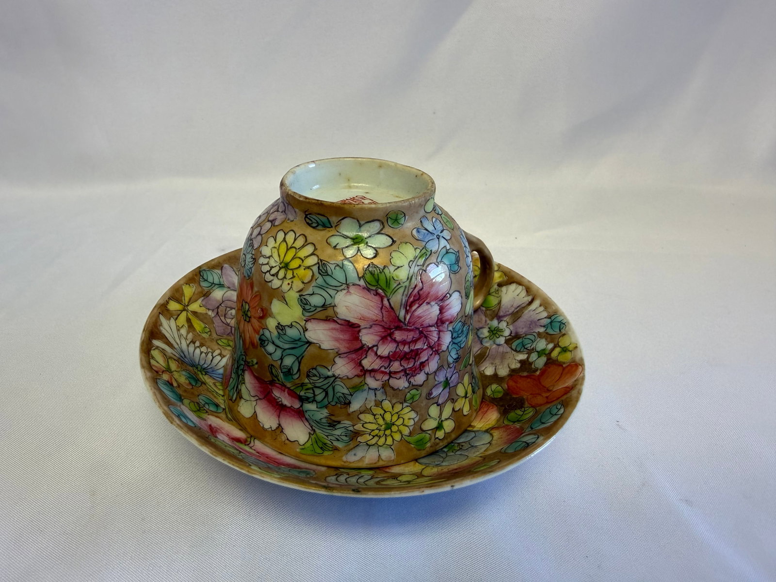 Chinese Enameled Famille Rose Gild Porcelain China Cup And Saucer Mark (1 of 11)