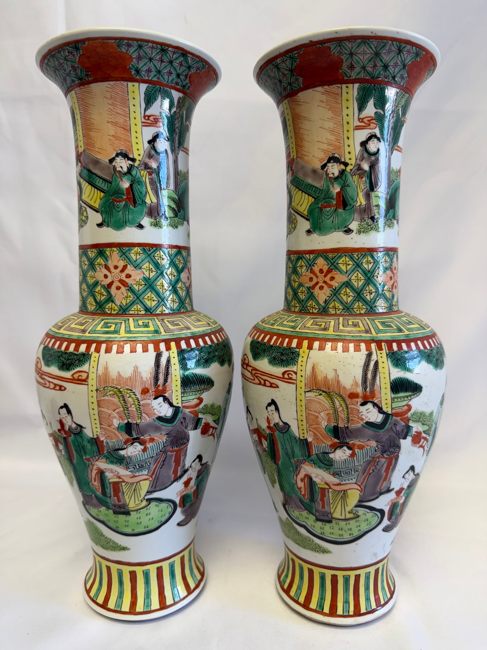 Pair Of Chinese Enameled Famille Rose Figures Porcelain China Vase Blue And White Mark (1 of 12)