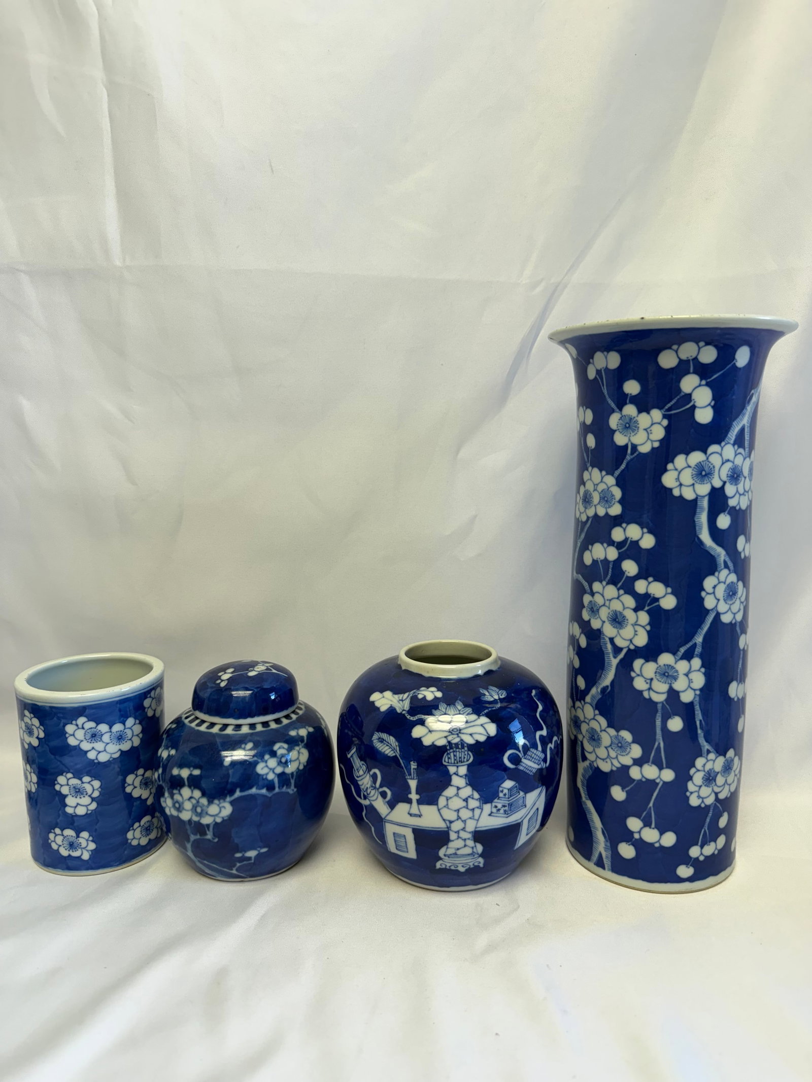 Set Of 4 Chinese Blue And White Plum Blossom Porcelain China Vases/ Jars (1 of 11)