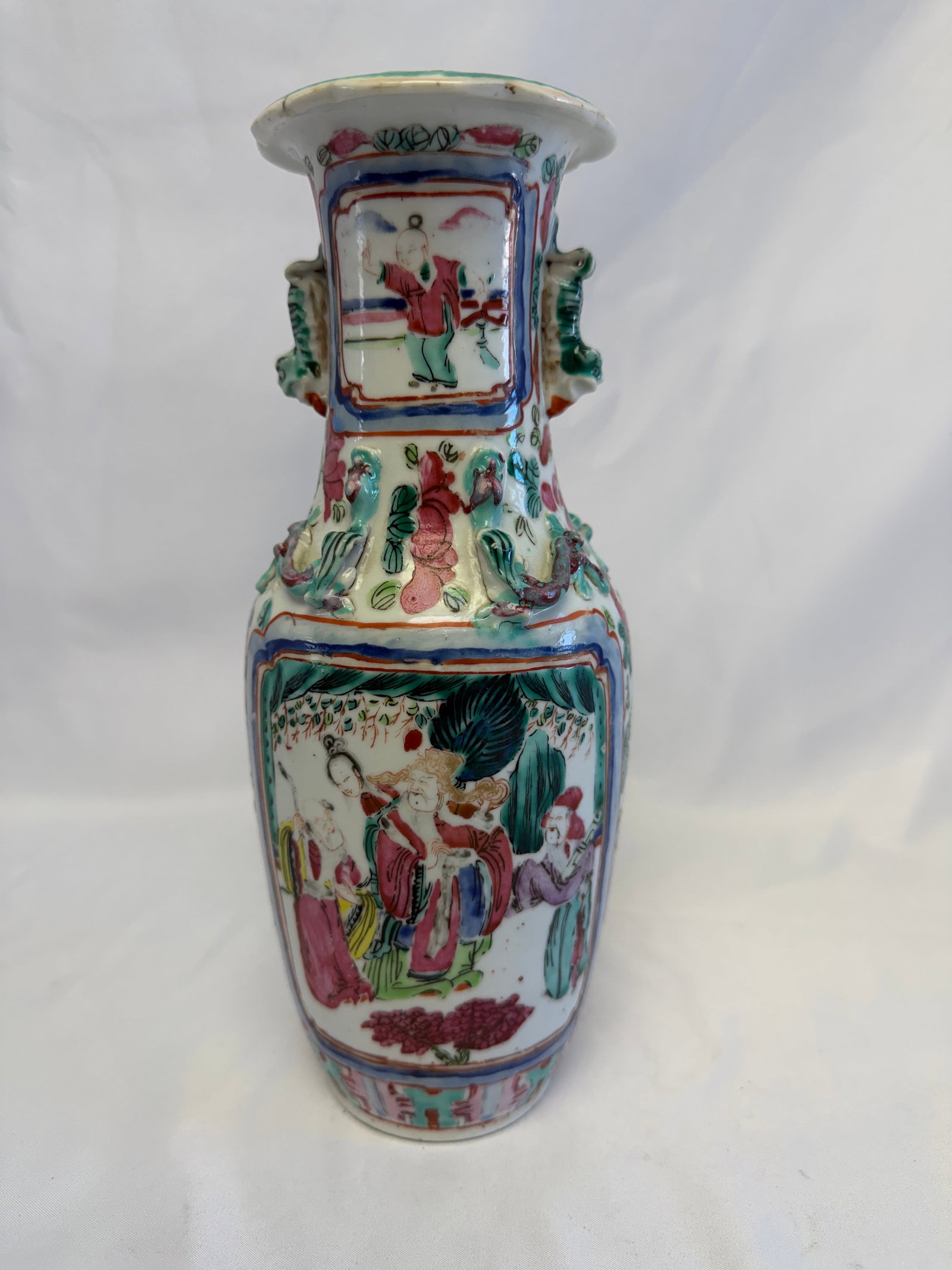 Chinese Enameled Famille Rose Figures Sculpture Dragons Porcelain China Vase: Size: 10 inch. Provenance: From New Castle DE collector. Preview Day: Preview open On Jun 13th Sat 10AM-4 PM, welcome. We can offer Affordable, Reliable packing and shipping to all over the world for 