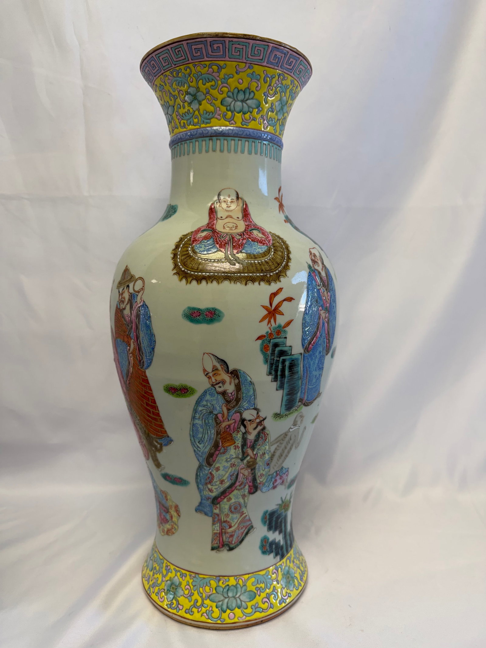 Chinese Enameled Famille Rose Figures Men Scene Porcelain China Large Size Vase (1 of 16)