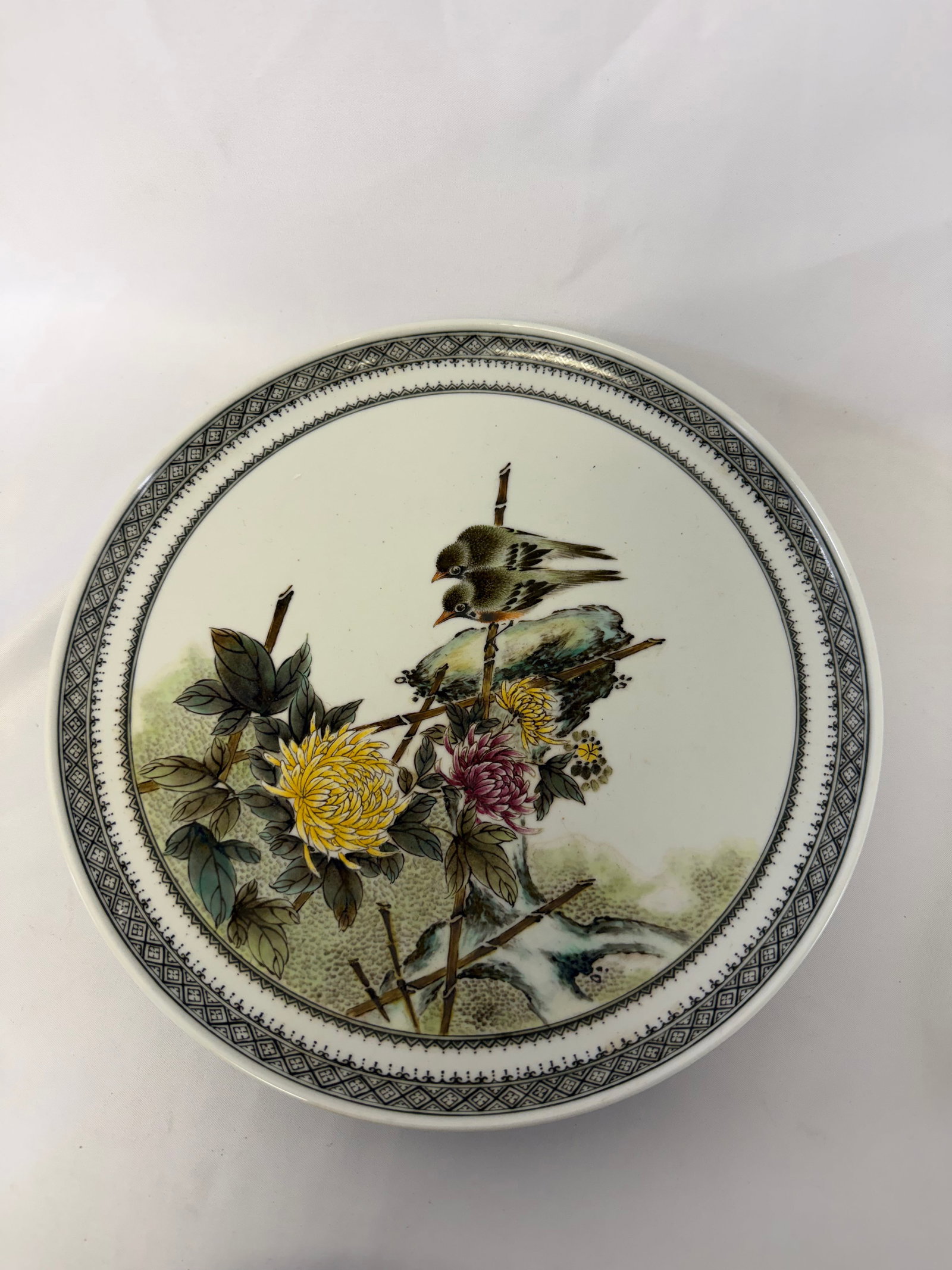 Chinese Enameled Famille Rose Birds Porcelain China Hang Plate Mark (1 of 6)