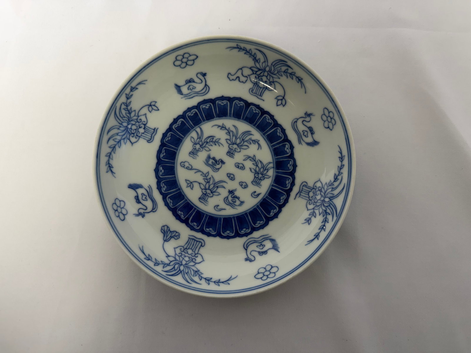 Chinese Blue And White duck Porcelain China plate mark: Size: 5.75 inch. Provenance: From West Media PA collector. Preview Day: Preview open On Sep 5th Sat 10AM-4 PM, welcome. We can offer Affordable, Reliable packing and shipping to all over the world