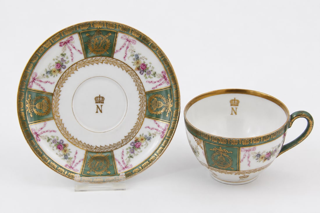 European Porcelain Cup & Saucer: Size: 5.5 inch. Provenance: From Wilmington DE collector. Preview Day: Preview open On Sep 5th Sat 10AM-4 PM, welcome. We can offer Affordable, Reliable packing and shipping to all over the world for